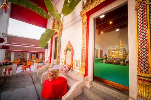 ภาพ No.112723:พิธีตักบาตรพระธรรมยาตราฯ ณ วัดสองพี่น้อง จ.สุพรรณบุรี วันที่ 15 มกราคม พ.ศ. 2567