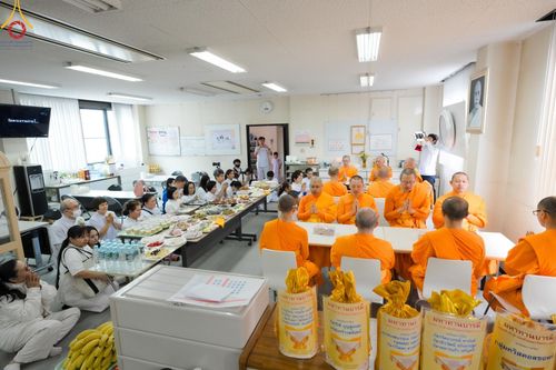 ภาพ No.133041:พิธีทอดผ้าป่าสามัคคีฉลองครบ 13 ปี วัดพระธรรมกายไอจิ แด่คณะพระภิกษุสงฆ์ 12 วัด ศูนย์สาขาทั่วภาคพื้นญี่ปุ่น วันที่ 31 มีนาคม พ.ศ. 2567