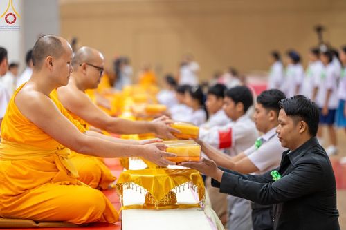 ภาพ No.152857:อบรมเชิงปฎิบัติการจัดกิจกรรมทอดกฐินสัมฤทธิ์ และพิธีมอบผ้าไตรประธานกฐินสัมฤทธิ์เด็กดี V-Star ประจำปีพุทธศักราช 2567  วันเสาร์ที่ 7 กันยายน พ.ศ.2567 ณ สภาธรรมกายสากล วัดพระธรรมกาย