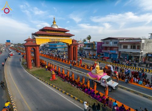 ภาพ No.132062:พิธีต้อนรับ พระ-สามเณร ธรรมยาตรา ในโครงการบรรพชา 1,250 รูป ณ แดนประสูติ สวนลุมพินี ประเทศเนปาล วันที่ 16-17 มีนาคม พ.ศ. 2567