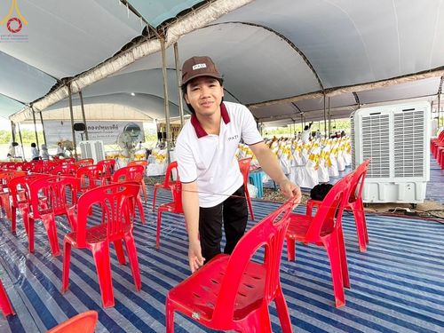 ภาพ No.211164:วันเสาร์ที่ 15 มีนาคม พ.ศ. 2568  การเตรียมงานของเจ้าหน้าที่ เพื่องานฉลองปทุมเจดีย์ ณ ศูนย์อบรมเยาวชนปัตตานี