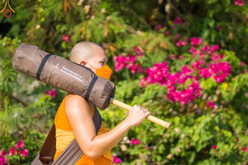 ภาพ No.110412:พิธีต้อนรับพระธรรมยาตรา ในโครงการธรรมยาตรากตัญญูบูชา มหาปูชนียาจารย์ พระมงคลเทพมุนี(สด จนฺทสโร) พระผู้ปราบมาร อนุสรณ์สถาน 7 แห่ง ปีที่ 12 วันที่ 11 มกราคม พ.ศ. 2567 ณ อนุสรณ์สถานลำดับที่ 3 สถานที่เกิดใหม่ในเพศสมณะ วัดสองพี่น้อง จ.สุพรรณบุรี