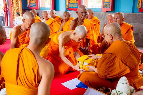 ภาพ No.276389:วันศุกร์ที่ 5 ธันวาคม 2568 (วันพ่อแห่งชาติ) พิธีบรรพชาอุปสมบทหมู่ธรรมทายาท จำนวน 14 รูป โครงการบรรพชาอุปสมบทหมู่ รุ่นบูชาธรรมมหาปูชนียาจารย์ ประจำปี 2568  ณ ศูนย์อบรมเยาวชนบางปะหัน จังหวัดพระนครศรีอยุธยา