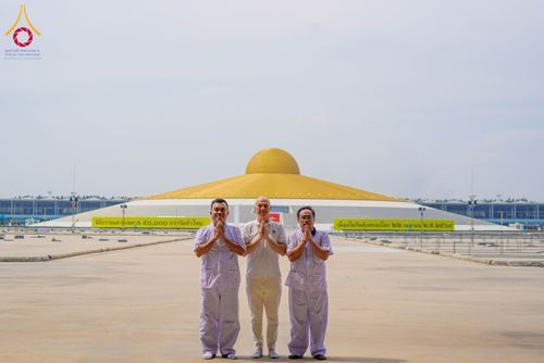 ภาพ No.326778:วันที่ 27-30 เมษายน พ.ศ.2569 ต้อนรับชาวต่างชาติจากประเทศมาเลเซีย ฝรั่งเศส เมียนมาร์ และศรีลังกา  เยี่ยมชมวัดพระธรรมกาย