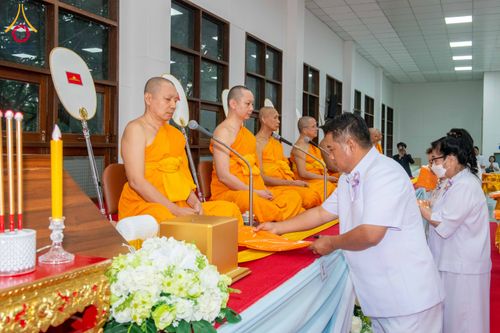 ภาพ No.314715:วันเสาร์ที่ 21 มีนาคม พ.ศ. 2569 พิธีบำเพ็ญกุศล คุณพ่อณรงค์ จินตมากุล  สิริอายุ 99 ปี 11 เดือน โยมบิดา พระครูปลัดรัตนวีรวัฒน์ (รังสฤษดิ์ อิทฺธิจินตโก) ที่ปรึกษาเจ้าคณะจังหวัดปทุมธานี เจ้าอาวาสวัดพระธรรมกาย  ณ ห้องปลูกศรัทธา 2 วัดพระธรรมกาย ปทุมธานี