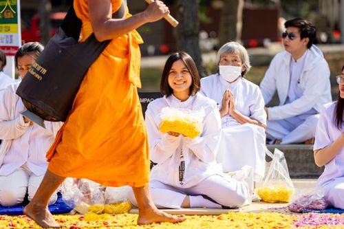 ภาพ No.305766:วันที่ 25 มกราคม พ.ศ. 2569 พิธีต้อนรับพระธรรมยาตรา วัดพระธรรมกาย(ภาพชุดที่ 3) ในโครงการธรรมยาตรา กตัญญูบูชา มหาปูชนียาจารย์ พระมงคลเทพมุนี(สด จนฺทสโร) พระผู้ปราบมาร อนุสรณ์สถาน 7 แห่ง ปีที่ 14