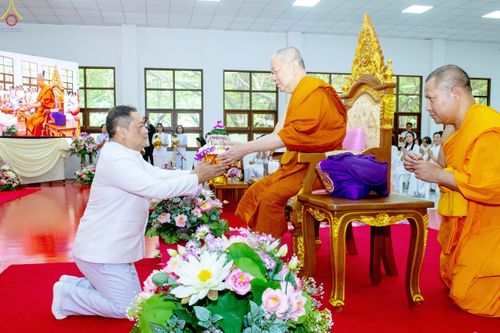 ภาพ No.328581:วันอังคารที่ 12 พฤษภาคม พ.ศ.2569 เจ้าประคุณสมเด็จพระมหารัชมงคลมุนี กรรมการมหาเถรสมาคม เจ้าคณะหนกลาง วัดไตรมิตรวิทยาราม วรวิหาร โปรดเมตตาเป็นองค์ประธาน พิธีเจริญพระพุทธมนต์ อายุวัฒนมงคล 98 ปี คุณแม่จุรี สุทธิผล ณ อาคารปลูกศรัทธา 2 วัดพระธรรมกาย