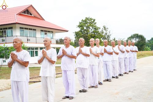 ภาพ No.64183:กิจวัตรกิจกรรมของนาคธรรมทายาท ณ ศูนย์ปฏิบัติธรรมลำปาง ในโครงการอุปสมบทบูชาธรรมมหาปูชนียาจารย์ วันที่ 21 พฤศจิกายน พ.ศ. 2565