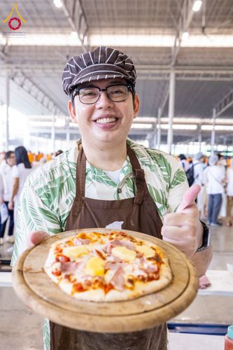 ภาพ No.121142:พิธีถวายภัตตาหารเป็นสังฆทาน แด่คณะพระธรรมยาตราฯ ในโครงการธรรมยาตรากตัญญูบูชา มหาปูชนียาจารย์ พระมงคลเทพมุนี(สด จนฺทสโร) พระผู้ปราบมาร อนุสรณ์สถาน 7 แห่ง ปีที่ 12 วันที่ 30 มกราคม พ.ศ. 2567 ณ สภาธรรมกายสากล วัดพระธรรมกาย