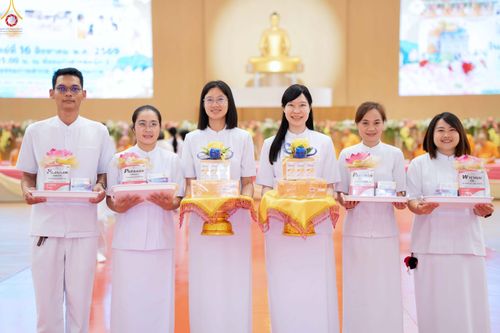 ภาพ No.343524:วันที่ 16 สิงหาคม พ.ศ.2569 พิธีถวายคิลานเภสัช และอุปกรณ์ทางการแพทย์ ณ ห้องแก้วสารพัดนึก2 วัดพระธรรมกาย