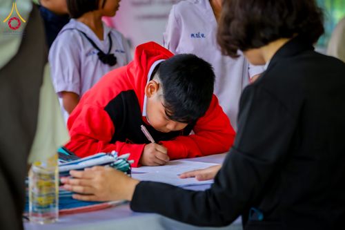 ภาพ No.285456:วันที่ 11 ธันวาคม พ.ศ. 2568  รวมพลังเด็กดี V-Star ผู้นำฟื้นฟูศีลธรรมโลก ประจำปี 2568 จังหวัดแพร่  ณ ธุดงคสถานแพร่ อำเภอวังชิ้น จังหวัดแพร่