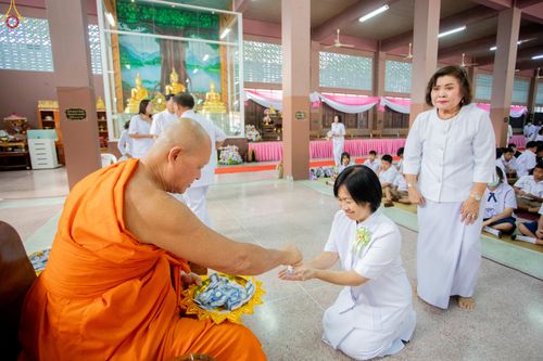 ภาพ No.288568:วันที่ 5 มกราคม พ.ศ. 2569 พิธีทอดผ้าป่าทำนุบำรุงศาสนสถาน ณ วัดอัมพวัน ต.สองพี่น้อง อ.สองพี่น้อง จ.สุพรรณบุรี ในโครงการธรรมยาตรา กตัญญูบูชา มหาปูชนียาจารย์ พระมงคลเทพมุนี(สด จนฺทสโร) พระผู้ปราบมาร อนุสรณ์สถาน 7 แห่ง ปีที่ 14