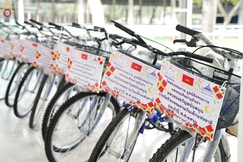 ภาพ No.71085:วัดพระธรรมกาย มูลนิธิธรรมกาย และเครือข่ายคณะศิษยานุศิษย์วัดพระธรรมกายทั่วโลก  มอบของขวัญสนับสนุนการจัดกิจกรรมเนื่องในงานวันเด็กแห่งชาติ ประจำปี พ.ศ.๒๕๖๖