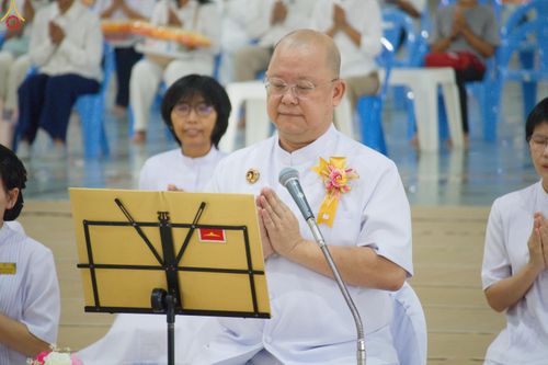 ภาพ No.337449:วันจันทร์ที่ 29 มิถุนายน พ.ศ.2569 (วันพระขึ้น 15 ค่ำ เดือน 8) พิธีบุพเปตพลี ครั้งที่ 184 ณ หอฉันคุณยายอาจารย์ฯ  พิธีสวดธัมมจักกัปปวัตนสูตร ครบ 8,495,000,000 จบ ณ มหาวิหารคด วัดพระธรรมกาย