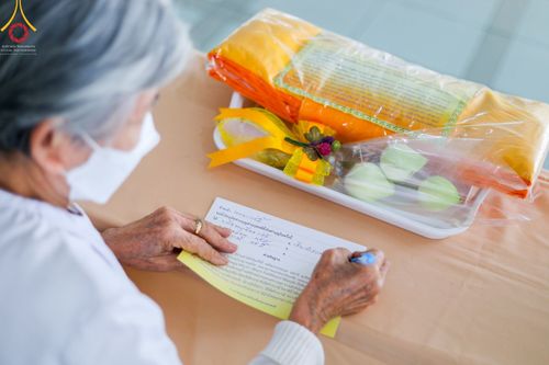 ภาพ No.68117:พิธีบุพเปตพลี ครั้งที่ 131 เพื่ออุทิศบุญกุศลแด่บรรพบุรุษผู้ล่วงลับ วันที่ 22 ธันวาคม พ.ศ. 2565 ณ วัดพระธรรมกาย