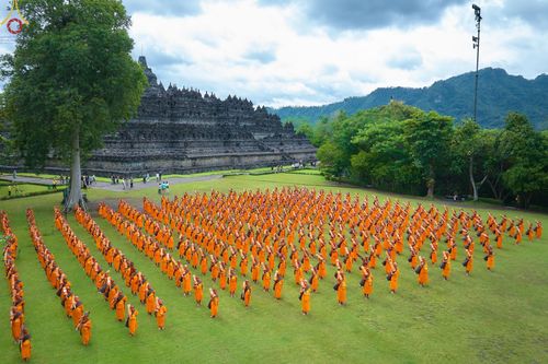 ภาพ No.68428:ธรรมยาตรา ณ มหาเจดีย์บรมพุทโธ ประเทศอินโดนีเซีย วันที่ 24 ธันวาคม พ.ศ. 2565
