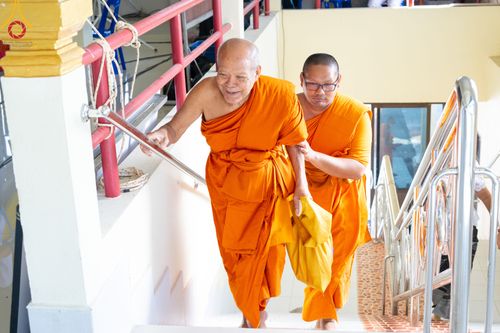 ภาพ No.311080:วันพฤหัสบดีที่ 26 กุมภาพันธ์ พ.ศ. 2569 พิธีถวายสังฆทานแด่คณะสงฆ์ 323 วัด ปีที่ 22 ครั้งที่ 182 พิธีมอบกองทุนหนุนแรงใจช่วยครูใต้ ปีที่ 19 ครั้งที่ 145 และพิธีทำบุญอุทิศส่วนกุศลให้ผู้วายชนม์