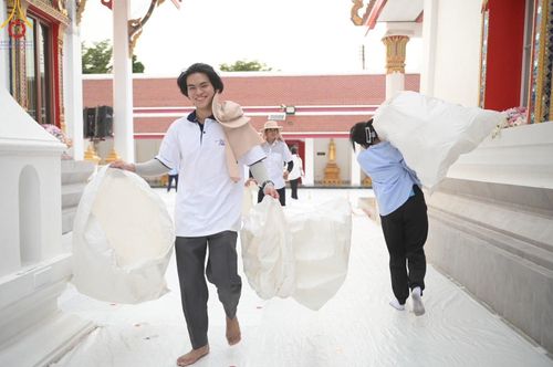 ภาพ No.112559:V.11 สามารถ การเตรียมงาน เก็บงาน การรับบุญของเจ้าหน้าที่หน่วยงานต่างๆ เพื่อโครงการธรรมยาตรา กตัญญูบูชา มหาปูชนียาจารย์ พระมงคลเทพมุนี (สด จนฺทสโร) พระผู้ปราบมาร อนุสรณ์สถาน 7 แห่ง ปีที่ 12 ระหว่างวันที่ 2 - 31 มกราคม พ.ศ.2567