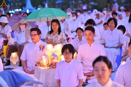 ภาพ No.118291:พิธีจุดประทีปถวายเป็นพุทธบูชา และบูชาธรรมมหาปูชนียาจารย์ พระมงคลเทพมุนี(สด จนฺทสโร) วันที่ 24 มกราคม พ.ศ. 2567 ณ อนุสรณ์สถานบางปลา อ.บางเลน จ.นครปฐม