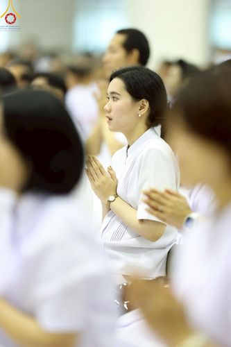 ภาพ No.222875:วันอาทิตย์ต้นเดือนที่ 4 พฤษภาคม พ.ศ. 2568 พิธีบูชาข้าวพระ ณ สภาธรรมกายสากล วัดพระธรรมกาย