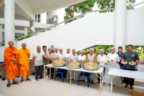 ภาพ No.243359:วันที่ 23-31 สิงหาคม พ.ศ. 2568 เจ้าหน้าที่ทุกสถานะ ทุ่มเทจัดงาน สัมมนารวมใจผู้นำบุญ เพื่องานกฐินสามัคคีทั่วไทย 30,000 วัด บูชาธรรม 81 ปี หลวงพ่อธัมมชโย
