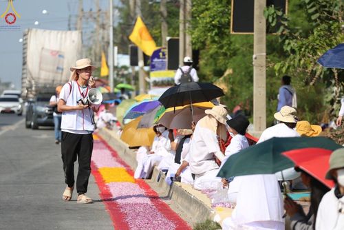 ภาพ No.108760:V.6 บุญเข้า การเตรียมงาน เก็บงาน การรับบุญของเจ้าหน้าที่หน่วยงานต่างๆ เพื่อโครงการธรรมยาตรา กตัญญูบูชามหาปูชนียาจารย์ พระมงคลเทพมุนี (สด จนฺทสโร) พระผู้ปราบมาร อนุสรณ์สถาน 7 แห่ง ปีที่ 12 ระหว่างวันที่ 2 - 31 มกราคม พ.ศ.2567