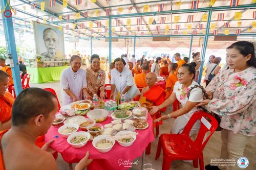ภาพ No.161167:พิธีถวายมหาสังฆทาน 31 วัด , พิธีบุพเปตพลี , พิธีไถ่ชีวิตโค และ ปล่อยพันธ์ุปลาจำนวน 50,000 ชีวิต ณ ศูนย์การศึกษาจอมบึง ต.รางบัว อ.จอมบึง จ.ราชบุรี วันที่ 28 กันยายน พ.ศ. 2567