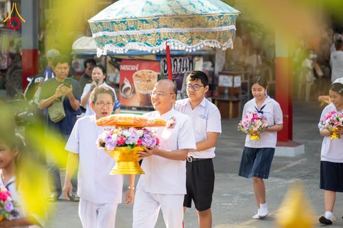 ภาพ No.305087:วันที่ 28 มกราคม พ.ศ. 2569 พิธีทอดผ้าป่าทำนุบำรุงศาสนสถาน ณ วัดเกิดการอุดม อ.คลองหลวง จ.ปทุมธานี ในโครงการธรรมยาตรา กตัญญูบูชา มหาปูชนียาจารย์ พระมงคลเทพมุนี(สด จนฺทสโร) พระผู้ปราบมาร อนุสรณ์สถาน 7 แห่ง ปีที่ 14