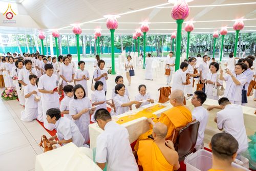 ภาพ No.332396:วันเสาร์ที่ 6 มิถุนายน พ.ศ.2569 พิธีต้อนรับสัญญาบัตร พัดยศ พระราชภาวนาวชิรวิเทศ วิ. ณ อุโบสถพระไตรปิฏก วัดพระธรรมกาย