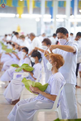 ภาพ No.78714:พิธีปลงผมนาคธรรมทายาท โครงการอบรมยุวธรรมทายาท มัชฌิมธรรมทายาท และธรรมทายาทรุ่นอุดมศึกษา ณ สภาธรรมกายสากล วัดพระธรรมกาย วันเสาร์ที่ 1 เมษายน พ.ศ. 2566