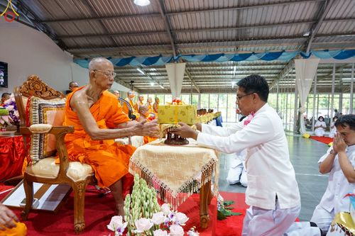 ภาพ No.82239:พิธีตักบาตรพระ 1,000 รูป ปีที่ 8 วันเสาร์ที่ 10 มิถุนายน 2566 ณ ธุดงคสถานล้านนา อ.สันทราย จ.เชียงใหม่