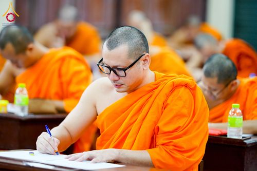 ภาพ No.285692:วันที่ 11-14 ธันวาคม พ.ศ.2568  โครงการอบรมบาลีก่อนสอบสนามหลวง สำนักเรียนวัดสามพระยา ชั้น ปธ.6-9 ประจำปี 2568-2569 ณ วัดสามพระยา กรุงเทพมหานคร