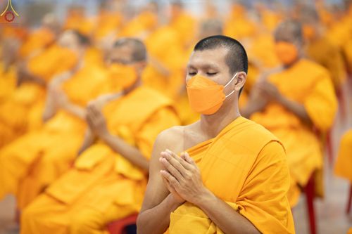 ภาพ No.65171:พิธีบูชาข้าวพระ และสาธุชนปฏิบัติธรรมร่วมกัน ในวันอาทิตย์ต้นเดือนที่ 4 ธันวาคม พ.ศ. 2565 ณ วัดพระธรรมกาย จ.ปทุมธานี