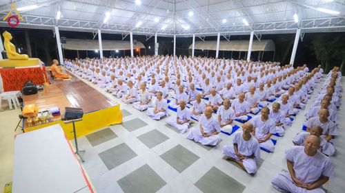 ภาพ No.285623:วันที่ 26-30  พฤศจิกายน พ.ศ. 2568  กิจกรรมสวดมนต์ นั่งสมาธิ ฟังธรรม ของนาคธรรมทายาท ในโครงการบวชบูชาธรรมมหาปูชนียาจารย์  ณ ศูนย์ปฏิบัติธรรมบุรีรัมย์ จ.บุรีรัมย์