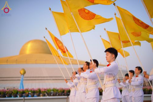 ภาพ No.320818:วันเสาร์ที่ 11 เมษายน พ.ศ.2569 พิธีเวียนประทักษิณ พิธีวันทาเจดีย์ โครงการอุปสมบทหมู่ บูชาธรรมหลวงพ่อธัมมชโย พ.ศ.2569 โครงการอุปสมบทหมู่ธรรมทายาท ระดับอุดมศึกษา รุ่น 53 (ภาคฤดูร้อน) ณ วัดพระธรรมกาย ปทุมธานี