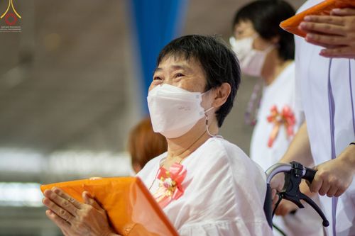 ภาพ No.65298:พิธีทอดผ้าป่า ในวันอาทิตย์ต้นเดือนที่ 4 ธันวาคม พ.ศ. 2565 ณ วัดพระธรรมกาย จ.ปทุมธานี