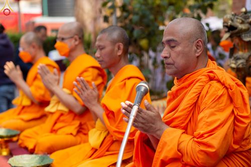 ภาพ No.77570:พิธีตัดปอยผมและปลงผมนาคธรรมทายาท ในโครงการบรรพชาสามเณรหมู่ ประเทศเนปาล วันที่ 11 มีนาคม พ.ศ.2566