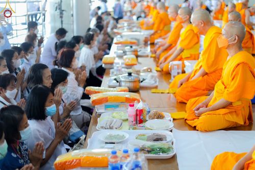 ภาพ No.64897:พิธีบุพเปตพลี ครั้งที่ 129 เพื่ออุทิศบุญกุศลแด่บรรพบุรุษผู้ล่วงลับ วันที่ 23 พฤศจิกายน พ.ศ. 2565 ณ วัดพระธรรมกาย