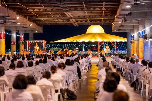 ภาพ No.345895:วันพฤหัสบดีที่ 27 สิงหาคม พ.ศ.2569 พิธีฉลองชัยสวดมนต์บทธัมมจักกัปปวัตตนสูตร 8,657,585,858 จบ ณ มหารัตนวิหารคด วัดพระธรรมกาย