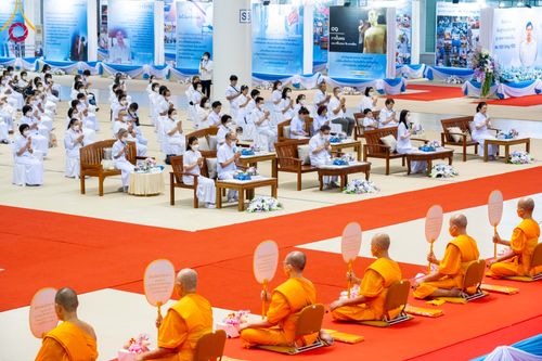 ภาพ No.90847:พิธีบำเพ็ญกุศลสวดพระอภิธรรม  อุบาสกถาวร พรหมถาวร (อุบาสกผู้ปั้นพระ) คืนที่ 4 วันอังคารที่ 17 ตุลาคม พ.ศ. 2566 ณ ห้องแก้วสารพัดนึก 1 สภาธรรมกายสากล วัดพระธรรมกาย จ.ปทุมธานี