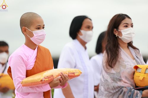 ภาพ No.87770:พิธีบรรพชาอุปสมบท ในโครงการอุปสมบทหมู่บูชาธรรม วันครูผู้ค้นพบวิชชาธรรมกาย ณ วัดพระธรรมกาย ในวันเสาร์ที่ 16 กันยายน พ.ศ.2566