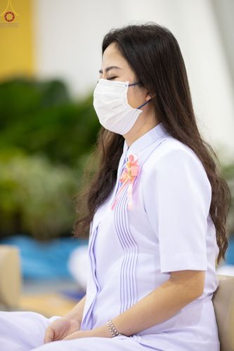 ภาพ No.65157:พิธีบูชาข้าวพระ และสาธุชนปฏิบัติธรรมร่วมกัน ในวันอาทิตย์ต้นเดือนที่ 4 ธันวาคม พ.ศ. 2565 ณ วัดพระธรรมกาย จ.ปทุมธานี