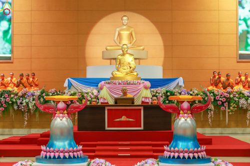 ภาพ No.89902:พิธีปฎิบัติธรรมและพิธีทอดผ้าป่าสมทบกฐินครั้งที่ 3 เนื่องใน 139 ปี วันคล้ายวันเกิดด้วยรูปกายเนื้อ พระมงคลเทพมุนี (สด จนฺทสโร) พระผู้ปราบมาร วันอังคารที่ 10 ตุลาคม พ.ศ. 2566 ณ วัดพระธรรมกาย จ.ปทุมธานี