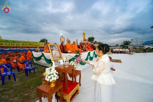 ภาพ No.330309:วันเสาร์ที่ 30 พฤษภาคม พ.ศ.2569 พิธีทำบุญฉลองครบรอบ 117 ปี เมืองเชียงดาว  ตักบาตรพระ 1,112 รูป และ พิธีทักษิณานุปาทานแด่พระนเรศวรมหาราช ณ ตลาดฟ้าเพียงดาว อ.เชียงดาว จ.เชียงใหม่