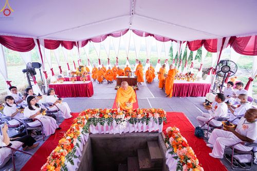 ภาพ No.82144:พิธีกลั่นแผ่นดินเพื่อสร้าง BOROBUDUR INNER PEACE SANCTURY ในวันเสาร์ที่ 3 มิ.ย. พ.ศ.2566 ณ ประเทศอินโดนีเซีย