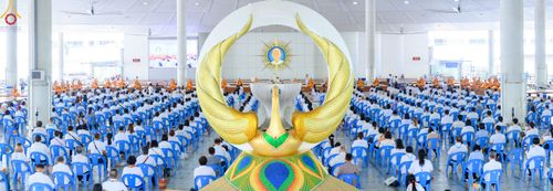 ภาพ No.78100:พิธีบุพเปตพลี ครั้งที่ 132 เพื่ออุทิศบุญกุศลแด่บรรพบุรุษผู้ล่วงลับ วันที่ 21 มีนาคม พ.ศ. 2566 ณ วัดพระธรรมกาย