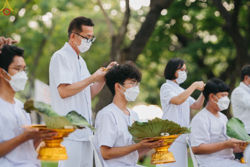 ภาพ No.80073:พิธีตัดปอยผมและปลงผมนาคธรรมทายาท โครงการอุปสมบทหมู่ธรรมทายาท พุทธศาสตร์สากลรุ่นที่ 7 (ภาคฤดูร้อน) วันอาทิตย์ที่ 9 เมษายน พ.ศ.2566