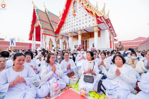 ภาพ No.294349:วันที่ 14 มกราคม พ.ศ. 2569 พิธีตักบาตรพระธรรมยาตรา ณ วัดสองพี่น้อง ต.ต้นตาล อ.สองพี่น้อง จ.สุพรรณบุรี ในโครงการธรรมยาตรา กตัญญูบูชา มหาปูชนียาจารย์ พระมงคลเทพมุนี(สด จนฺทสโร) พระผู้ปราบมาร อนุสรณ์สถาน 7 แห่ง ปีที่ 14