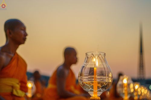 ภาพ No.307955:วันที่ 31 มกราคม พ.ศ. 2569 พิธีจุดประทีปธรรมถวายเป็นพุทธบูชา  และบูชาธรรมมหาปูชนียาจารย์ (ภาพชุดที่ 3) ณ วัดพระธรรมกาย ปทุมธานี ในโครงการธรรมยาตรา กตัญญูบูชา มหาปูชนียาจารย์ พระมงคลเทพมุนี(สด จนฺทสโร) พระผู้ปราบมาร อนุสรณ์สถาน 7 แห่ง ปีที่ 14