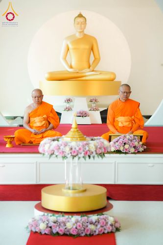 ภาพ No.328726:วันอาทิตย์ที่ 10 พฤษภาคม พ.ศ. 2569 พิธีสักการะพระบรมสารีริกธาตุ ณ วัดพระธรรมกายเบลเยียม